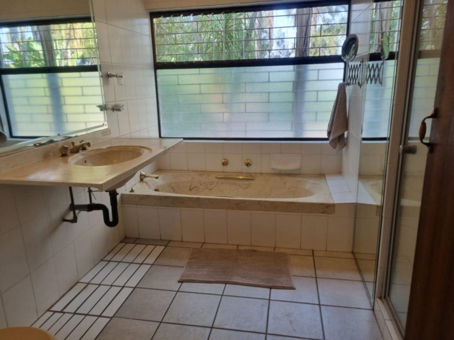 5 Bedroom Property for Sale in Upington Rural Northern Cape